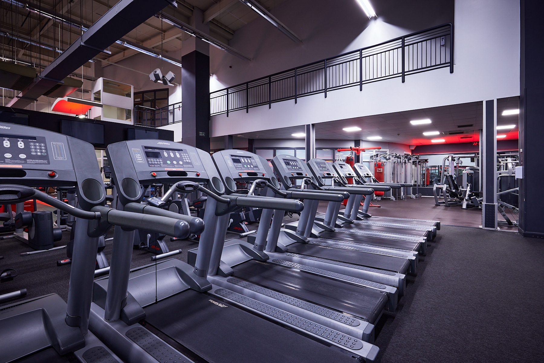 Gyms in Exeter Book a Club Visit Fitness First