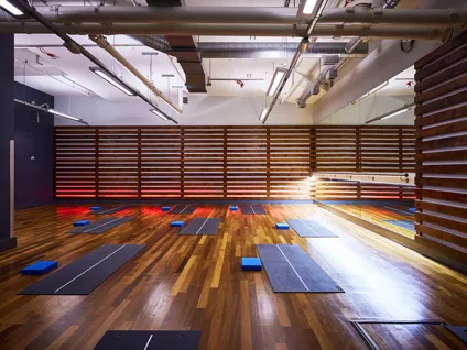 Fitnessfirst W21 Interiors Bath 037
