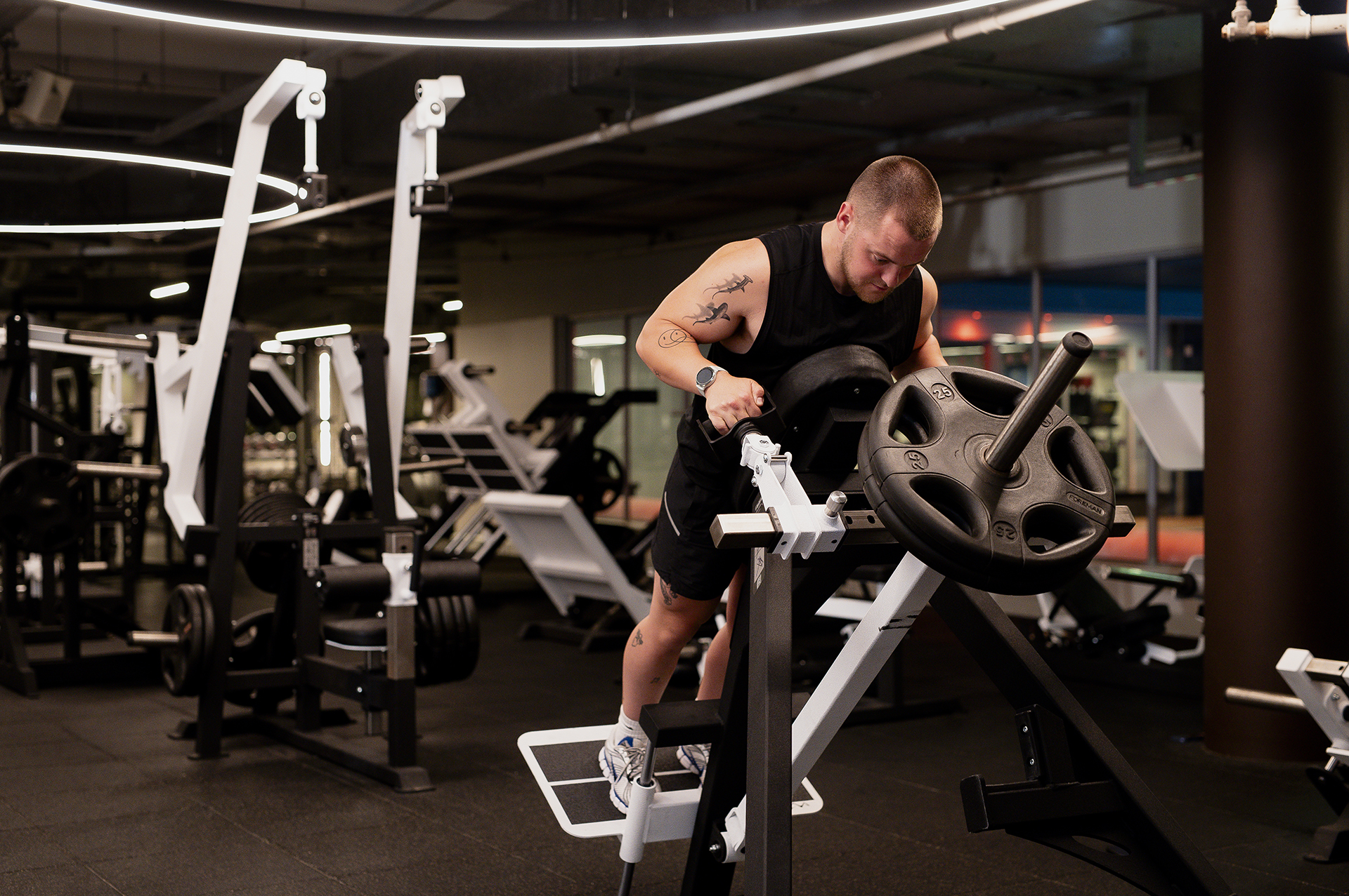 GYM FLOOR FITNESSFIRSTBATH 124