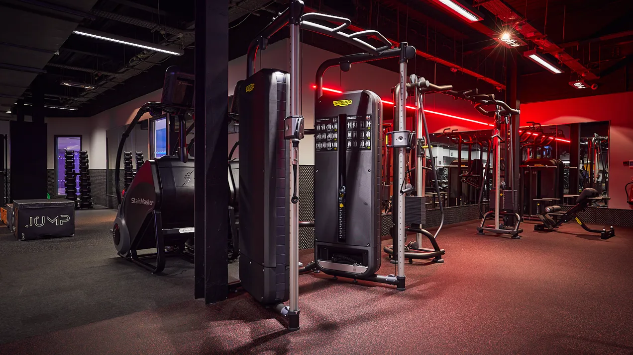 Fitnessfirst W21 Interiors Bangor 075