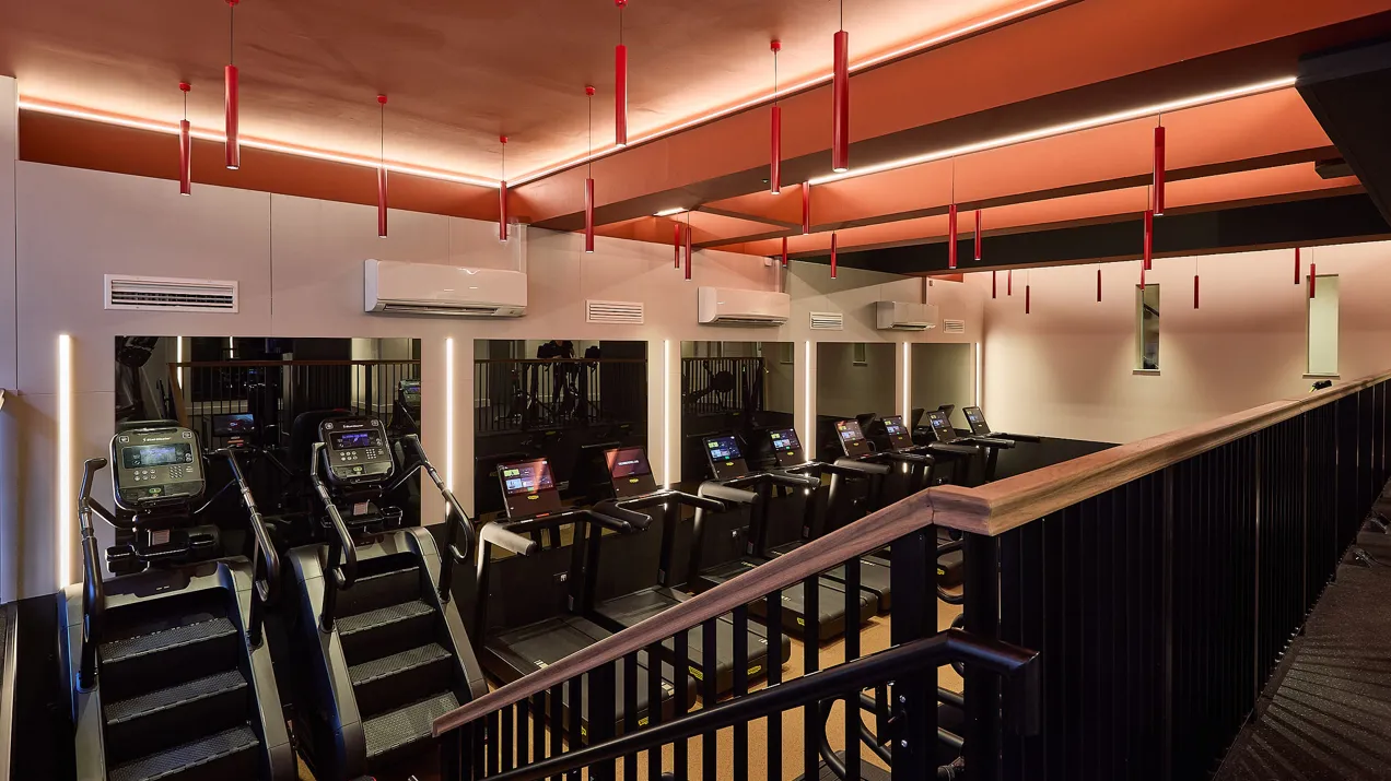 LXA Fitnessfirst 310