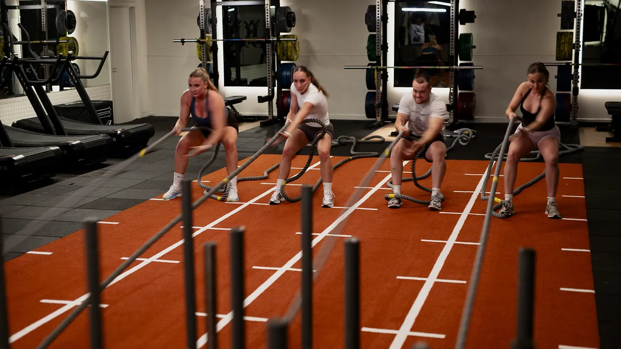 HYROX FITNESSFIRSTBATH 106