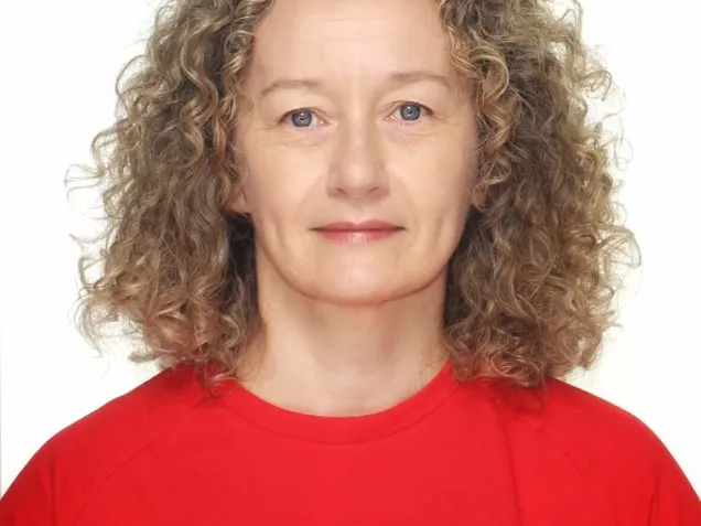 Viki Husz Hammersmith. Jpg