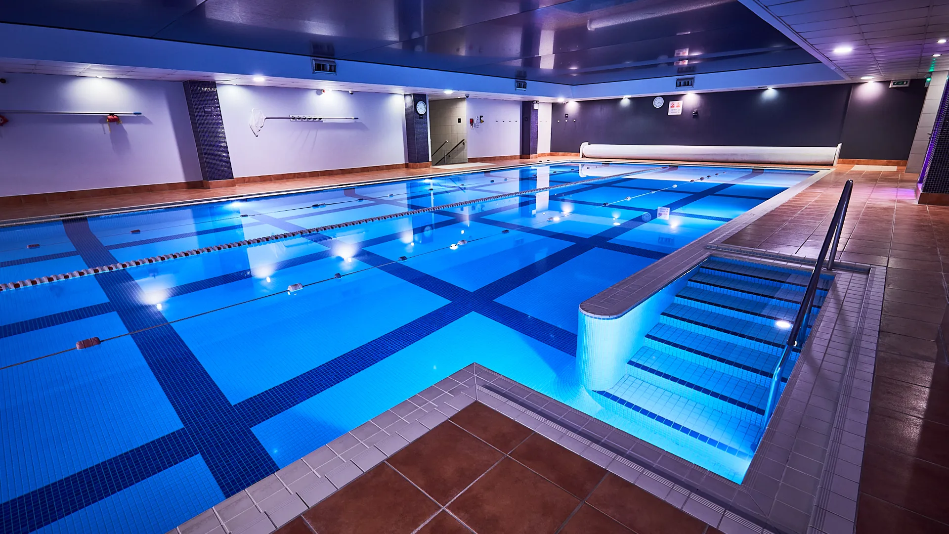 Pool In A Gym Pool Fitness Gym New Chiswick Pools | Hussle.com