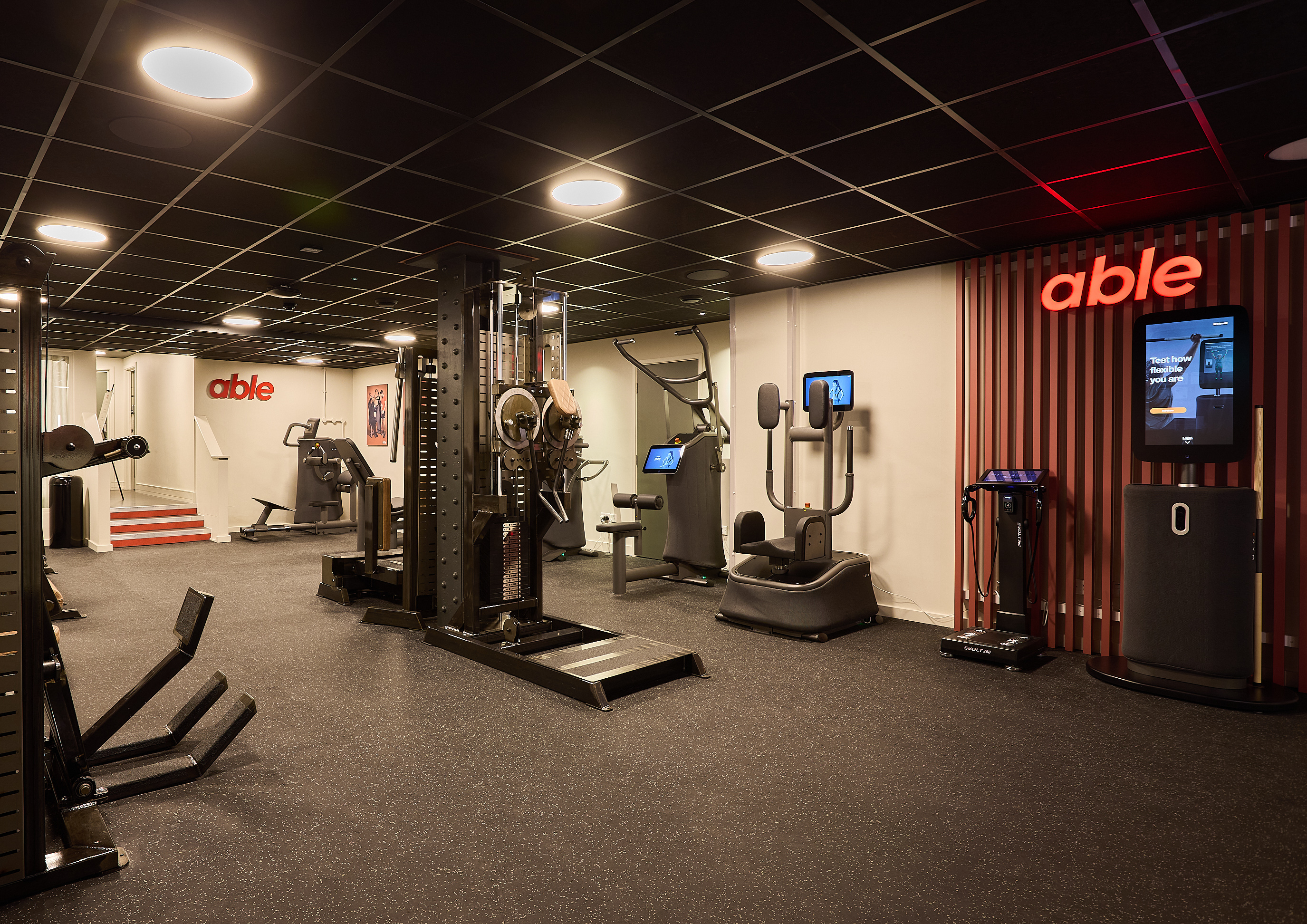 LXA Fitnessfirst 011